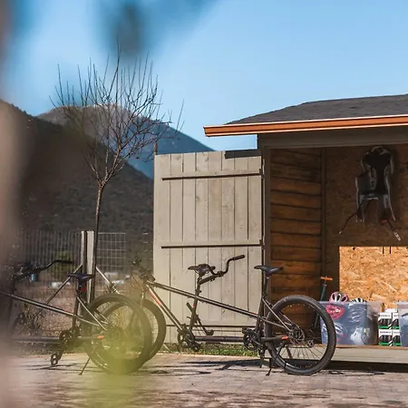 Milea Agritourism Lantgård *