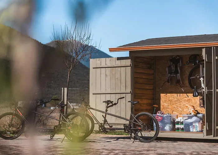 Milea Agritourism 农家乐 *